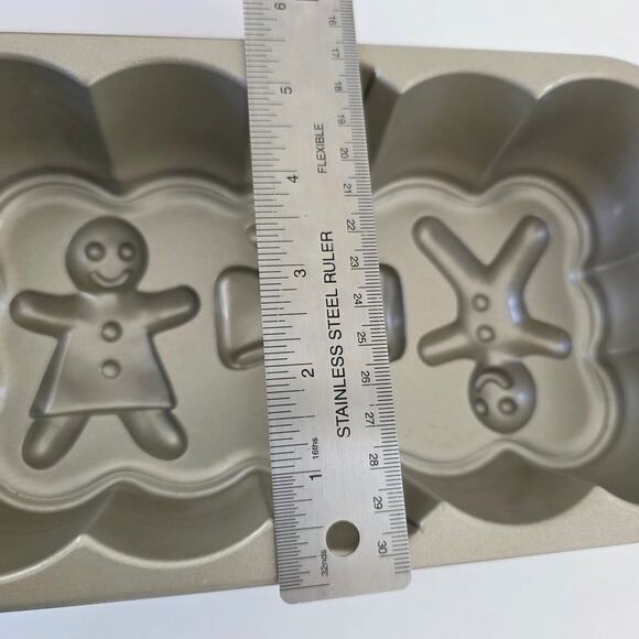 Nordic Ware Gingerbread Loaf Pan 454 g Aluminum Nonstick Holiday Bakeware USA - Picture 12 of 14